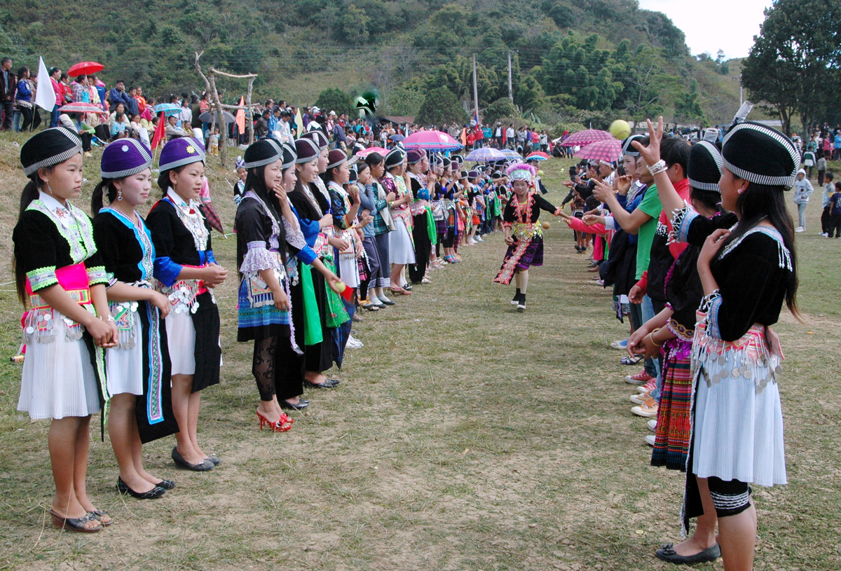 Đón Tết dưới chân Phu Xai Lai Leng

